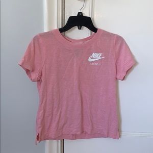 Nike pink t-shirt